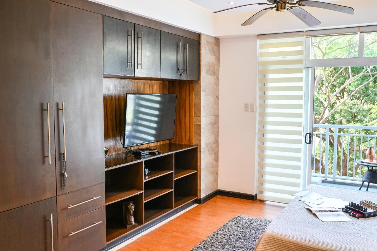 Pico De Loro Hamilo Coast By Beach Homes ناسوجبو المظهر الخارجي الصورة